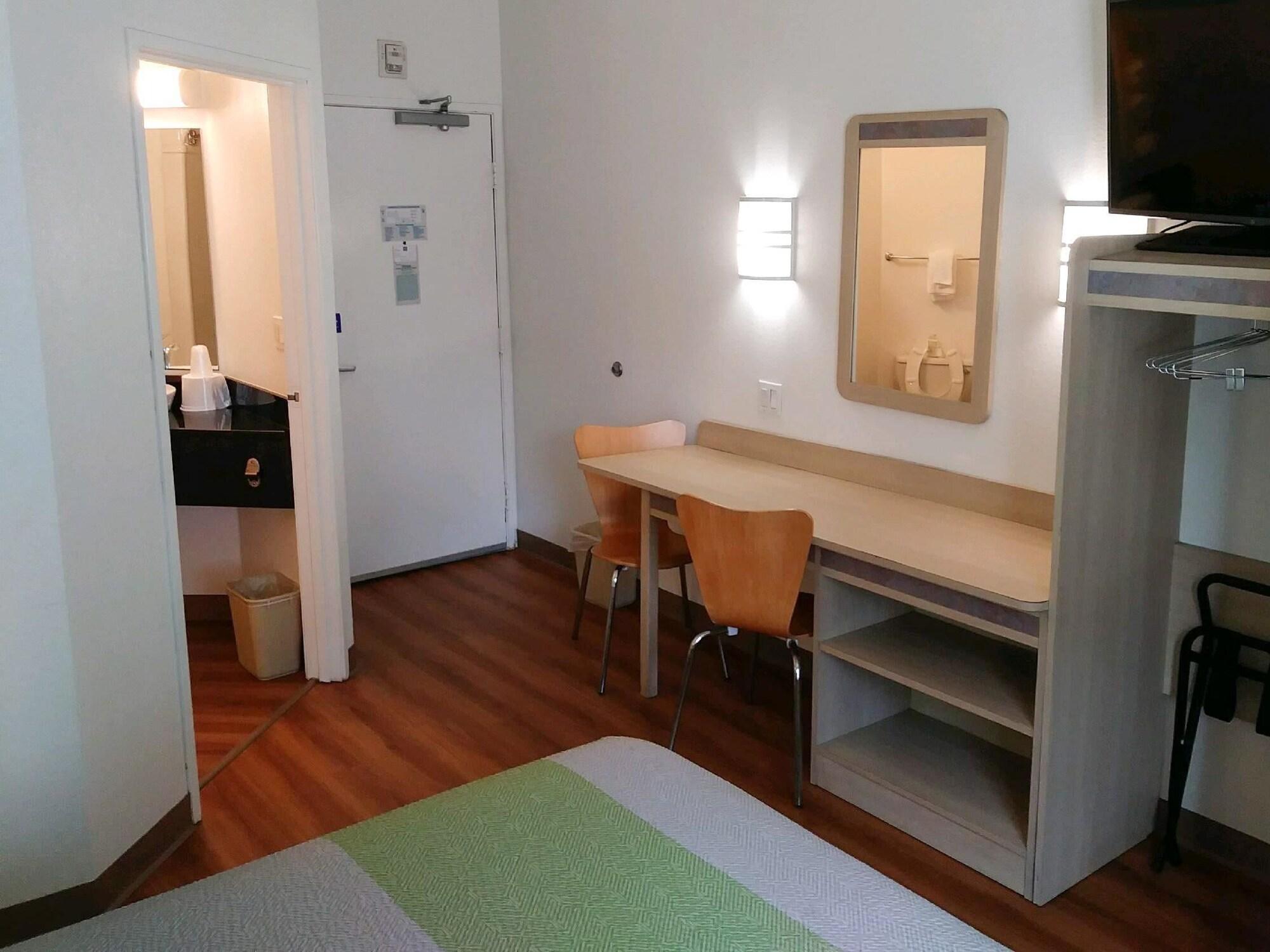 Motel 6-Brownsville, Tx Екстериор снимка